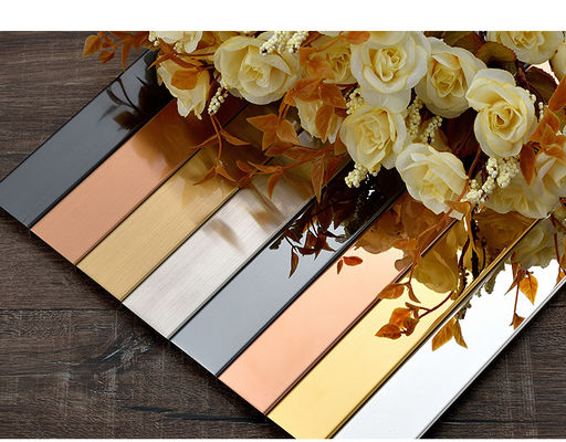 Guter Preis Edelstahl U formen Fliesen-Ordnungs-dekoratives Einlegearbeit-Profil für Wohnzimmer Online