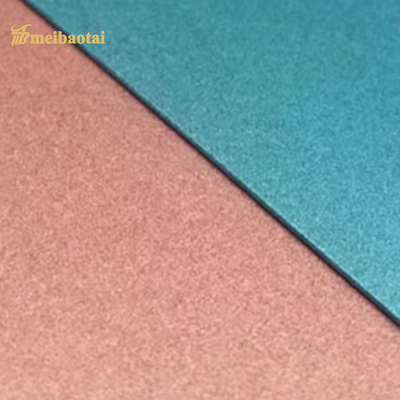 Rosa blaues Haarstrichedelstahlblech strahlte 0.45mm Stärke sand