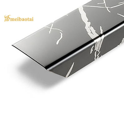JIS-Standard 304 Edelstahl-Fliesen Trim U-Profil mit V-Rohre für dekorative Anwendungen