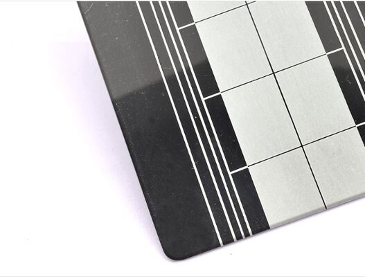Grade 201 geätzte Edelstahlfolie mit 70 Mikron-PVC-Film und Größe 1219x3048mm für dekorative Anwendungen