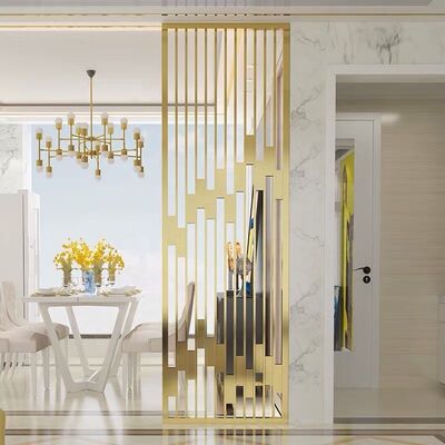Guter Preis Luxuriöser Raumteiler aus goldfarbenem Edelstahl – Eleganter Sichtschutz aus Metall Online