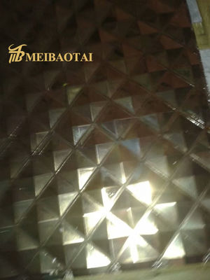 201 Edelstahl-Prägeblech mit goldener PVD-Beschichtung und 0,85 mm Dicke für dekorative Zwecke