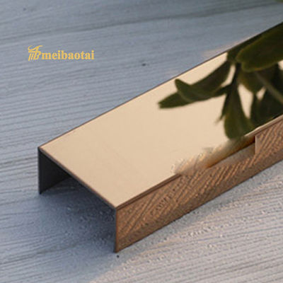 Guter Preis PVD Roségoldbeschichtetes Edelstahl-U-Profil mit 0,65 mm Dicke und 15 mm Breite für dekorative Wandverkleidungen Online
