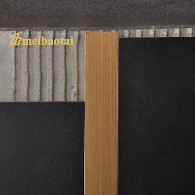 Guter Preis 7c PVC Edelstahl Bodenschwelle mit 0,65 mm Dicke und Haarlinien-Oberflächen-U-Kante Online