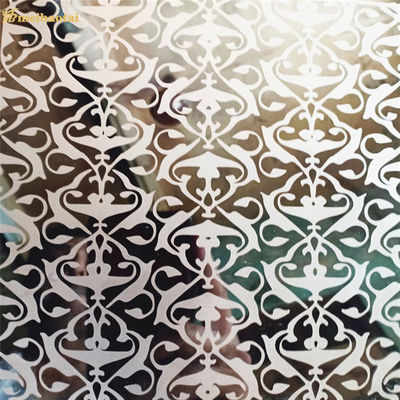 Spiegelpoliertes Edelstahlblech der Güte 304 mit 0,55 mm Dicke, Dekorplatte